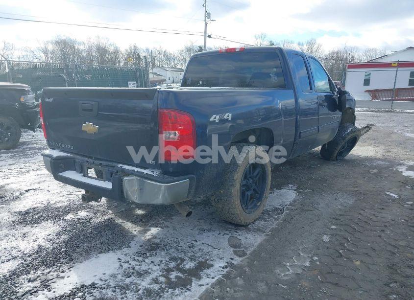 Photo 4 of 2011 Chevrolet Silverado 1500 LS (VIN 1GCRKREA7BZ288671)