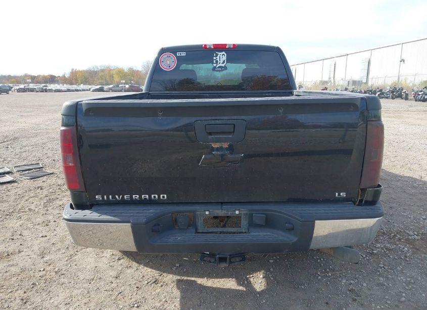 Photo 16 of 2011 Chevrolet Silverado 1500 LS (VIN 1GCRKREA8BZ167552)