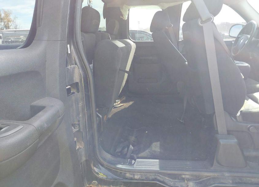 Photo 8 of 2011 Chevrolet Silverado 1500 LS (VIN 1GCRKREA8BZ167552)