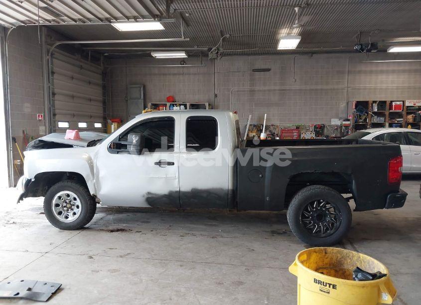 Photo 15 of 2012 Chevrolet Silverado 1500 LS (VIN 1GCRKREA9CZ324829)