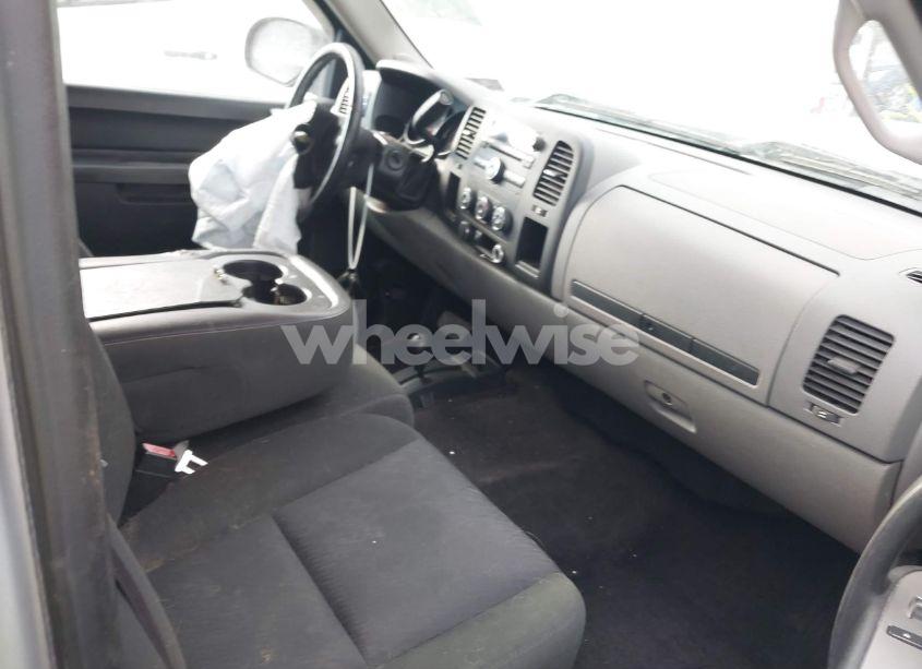 Photo 5 of 2013 Chevrolet Silverado 1500 LS (VIN 1GCRKREAXDZ114841)