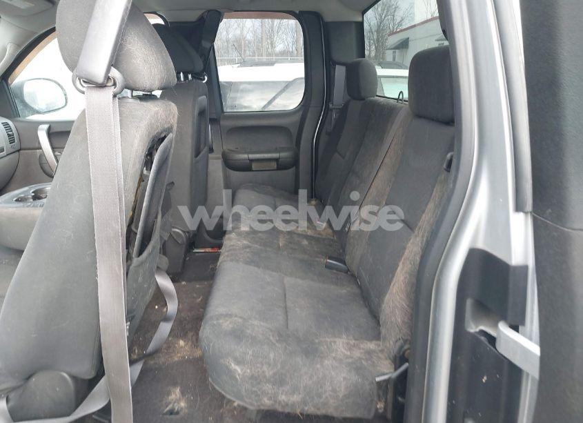 Photo 8 of 2013 Chevrolet Silverado 1500 LS (VIN 1GCRKREAXDZ114841)