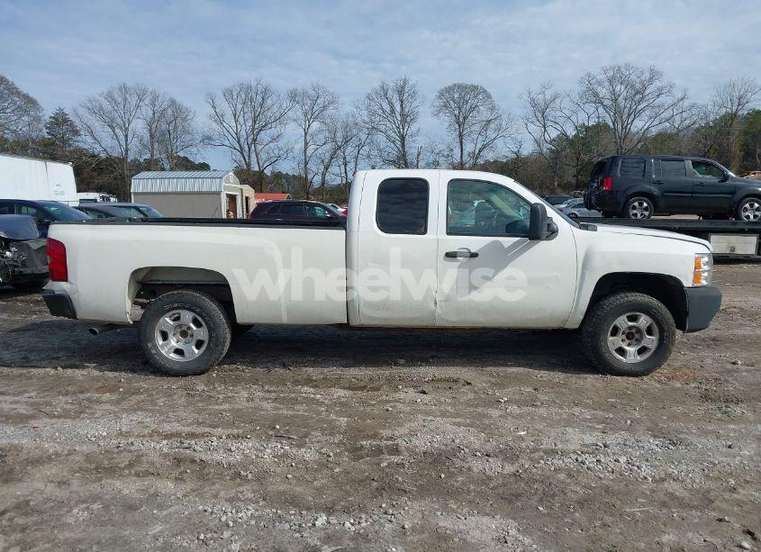 Photo 13 of 2011 Chevrolet Silverado 1500 LT (VIN 1GCRKSE01BZ264610)