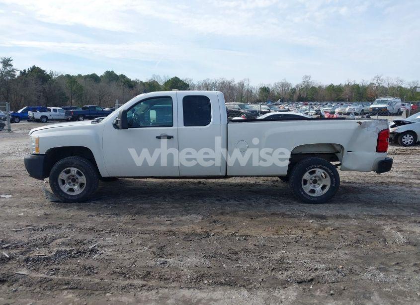 Photo 14 of 2011 Chevrolet Silverado 1500 LT (VIN 1GCRKSE01BZ264610)