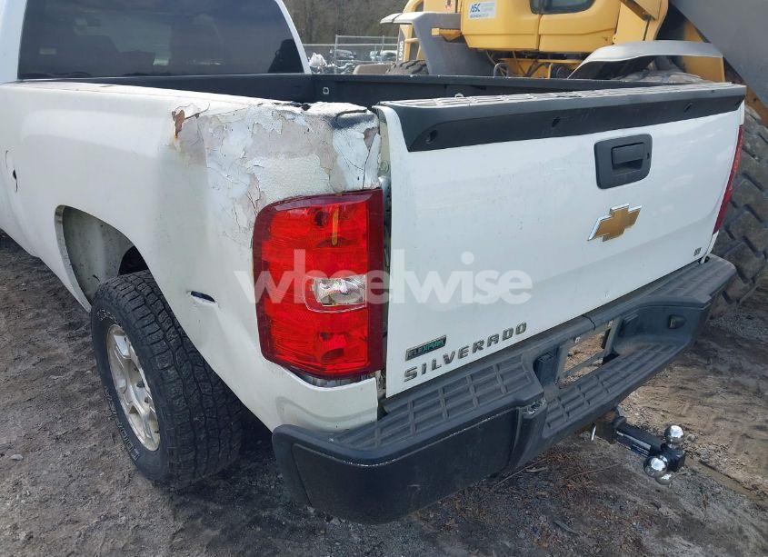 Photo 17 of 2011 Chevrolet Silverado 1500 LT (VIN 1GCRKSE01BZ264610)