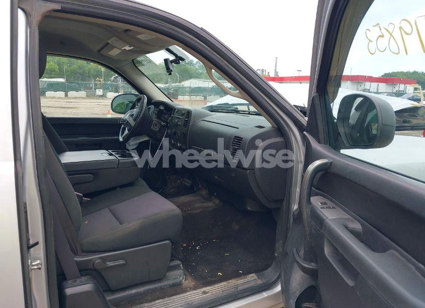 Photo 5 of 2012 Chevrolet Silverado 1500 LT (VIN 1GCRKSE04CZ240593)