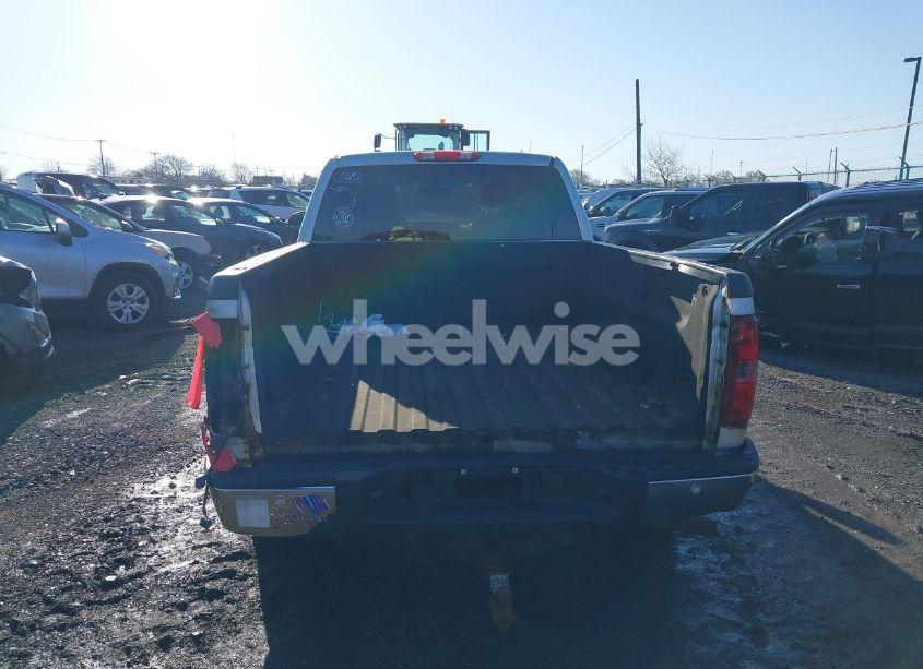 Photo 16 of 2011 Chevrolet Silverado 1500 LT (VIN 1GCRKSE30BZ147496)