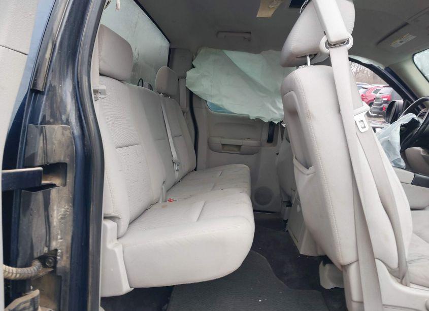 Photo 8 of 2011 Chevrolet Silverado 1500 LT (VIN 1GCRKSE30BZ246156)