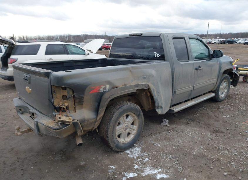 Photo 4 of 2011 Chevrolet Silverado 1500 LT (VIN 1GCRKSE30BZ280002)
