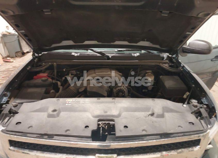 Photo 10 of 2011 Chevrolet Silverado 1500 LT (VIN 1GCRKSE30BZ405483)