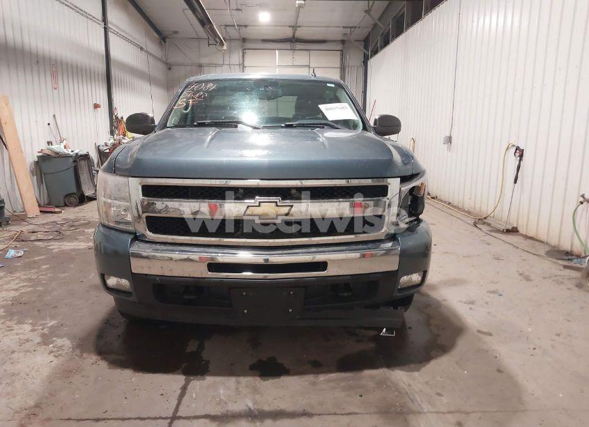 Photo 12 of 2011 Chevrolet Silverado 1500 LT (VIN 1GCRKSE30BZ405483)
