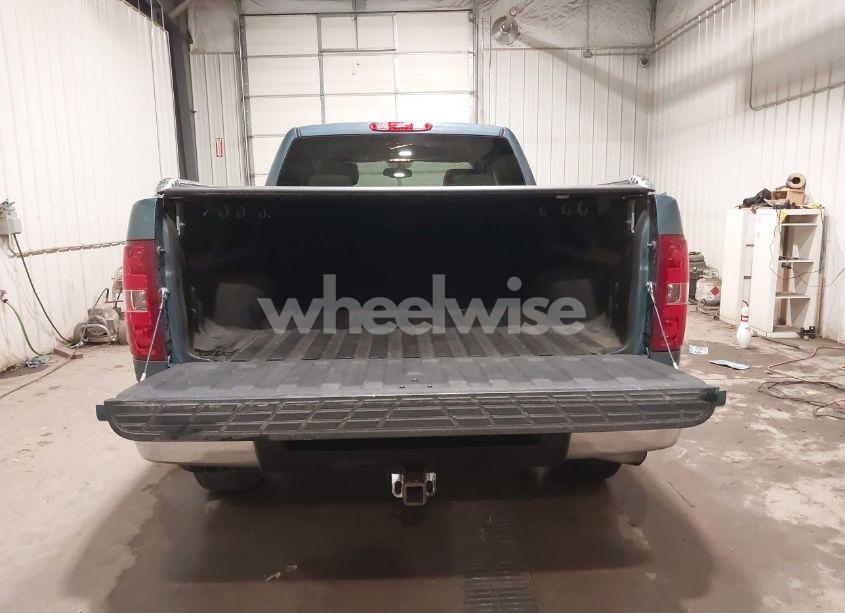 Photo 16 of 2011 Chevrolet Silverado 1500 LT (VIN 1GCRKSE30BZ405483)