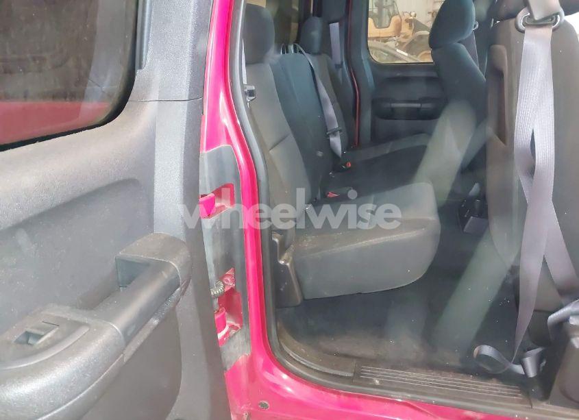 Photo 8 of 2011 Chevrolet Silverado 1500 LT (VIN 1GCRKSE31BZ302122)