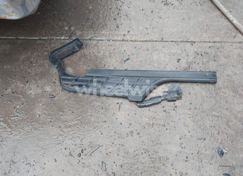 Photo 12 of 2011 Chevrolet Silverado 1500 LT (VIN 1GCRKSE31BZ391173)