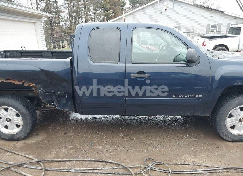 Photo 14 of 2011 Chevrolet Silverado 1500 LT (VIN 1GCRKSE31BZ391173)