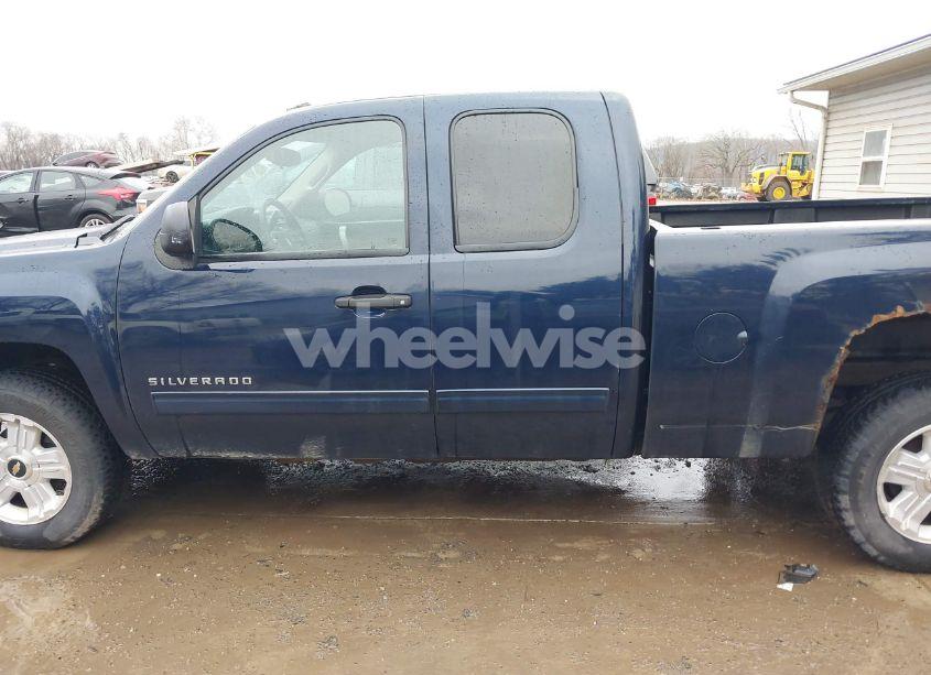 Photo 15 of 2011 Chevrolet Silverado 1500 LT (VIN 1GCRKSE31BZ391173)