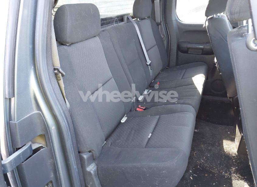 Photo 8 of 2011 Chevrolet Silverado 1500 LT (VIN 1GCRKSE31BZ410868)