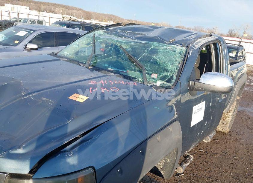 Photo 6 of 2011 Chevrolet Silverado 1500 LT (VIN 1GCRKSE31BZ431820)