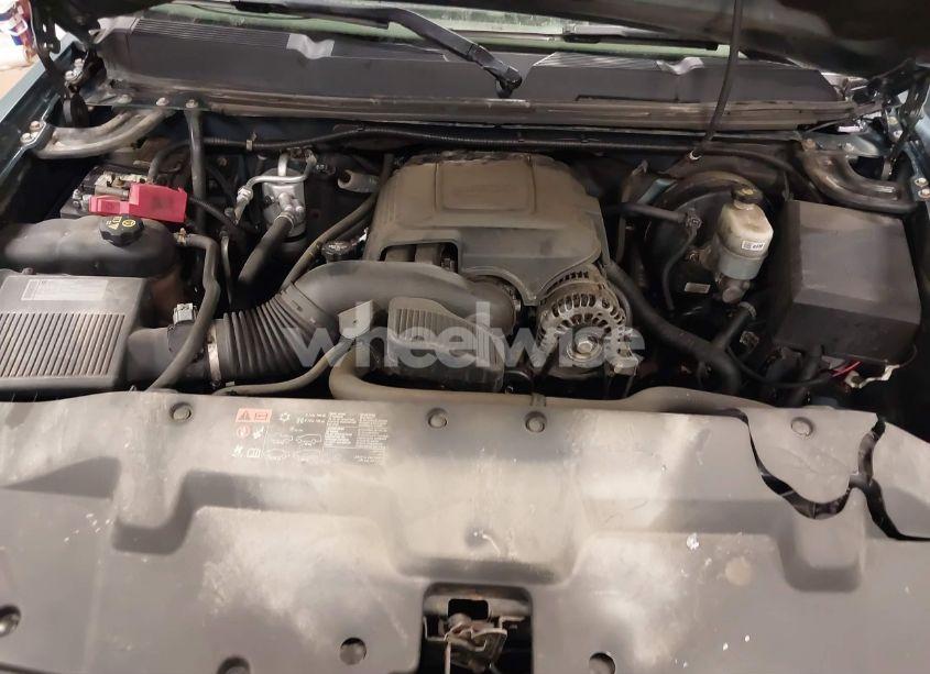 Photo 10 of 2011 Chevrolet Silverado 1500 LT (VIN 1GCRKSE31BZ441182)