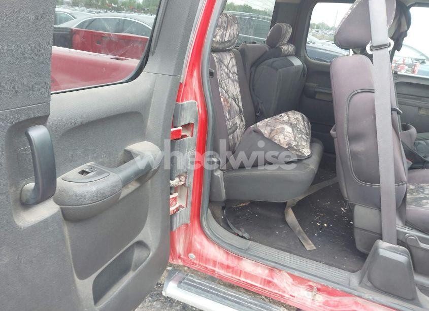 Photo 8 of 2011 Chevrolet Silverado 1500 LT (VIN 1GCRKSE32BZ257269)