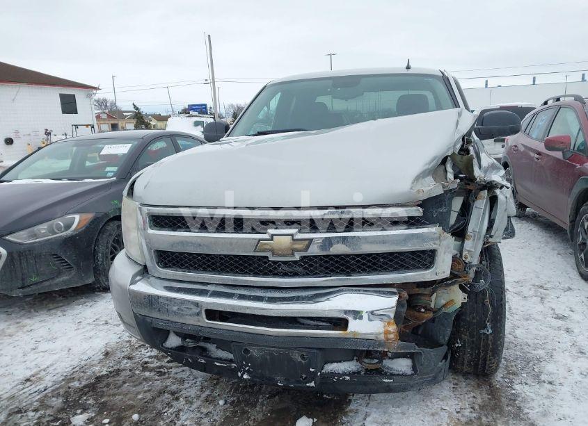 Photo 11 of 2011 Chevrolet Silverado 1500 LT (VIN 1GCRKSE32BZ344038)