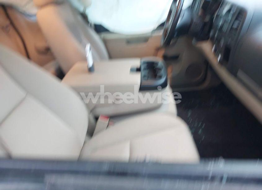 Photo 5 of 2011 Chevrolet Silverado 1500 LT (VIN 1GCRKSE32BZ351913)