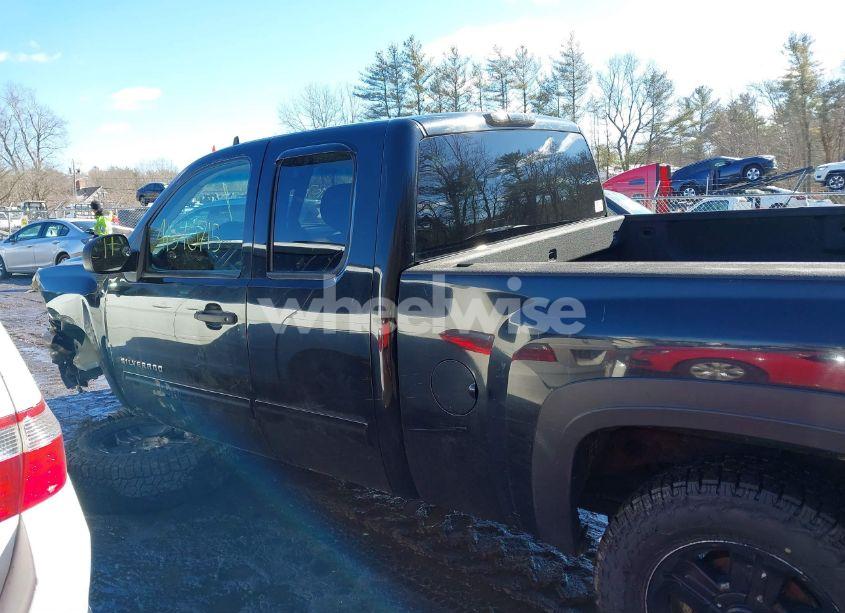 Photo 15 of 2011 Chevrolet Silverado 1500 LT (VIN 1GCRKSE32BZ457861)