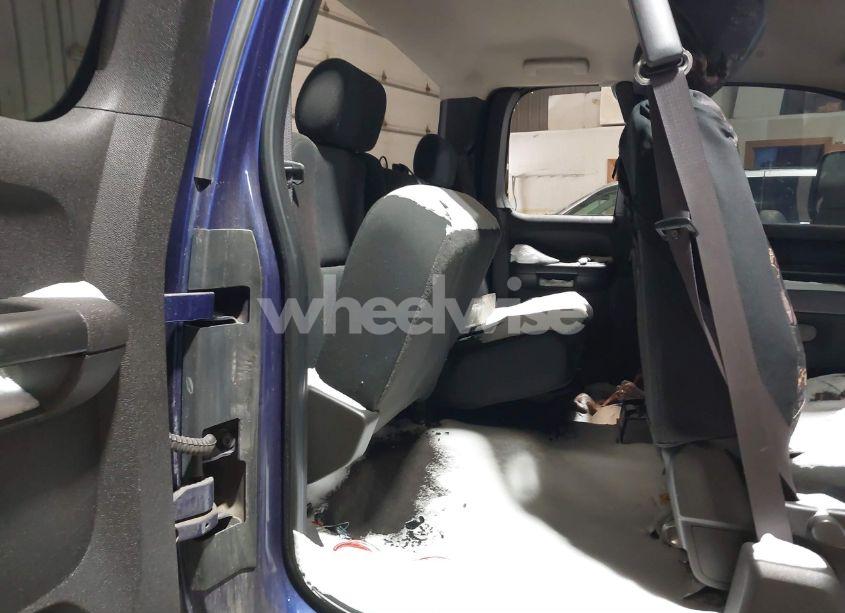 Photo 8 of 2011 Chevrolet Silverado 1500 LT (VIN 1GCRKSE33BZ222868)