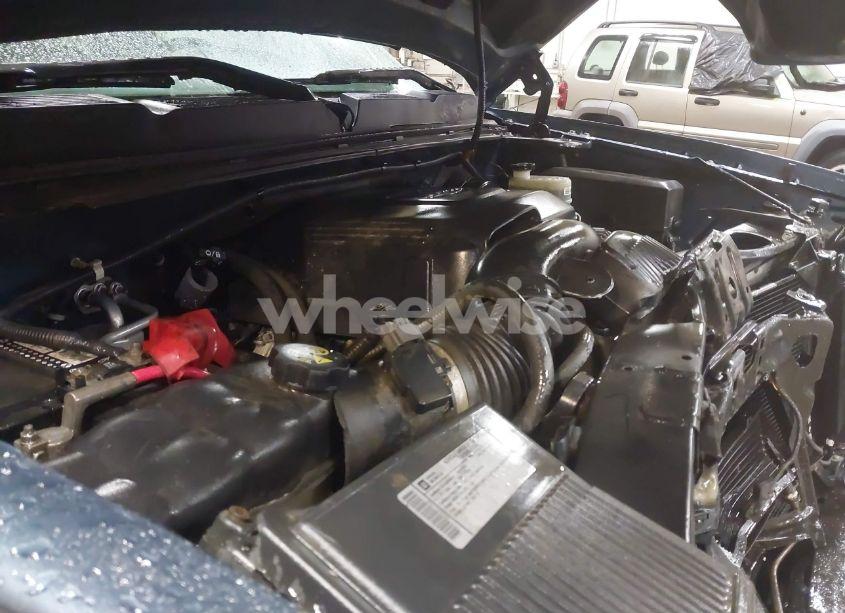 Photo 10 of 2011 Chevrolet Silverado 1500 LT (VIN 1GCRKSE33BZ226192)