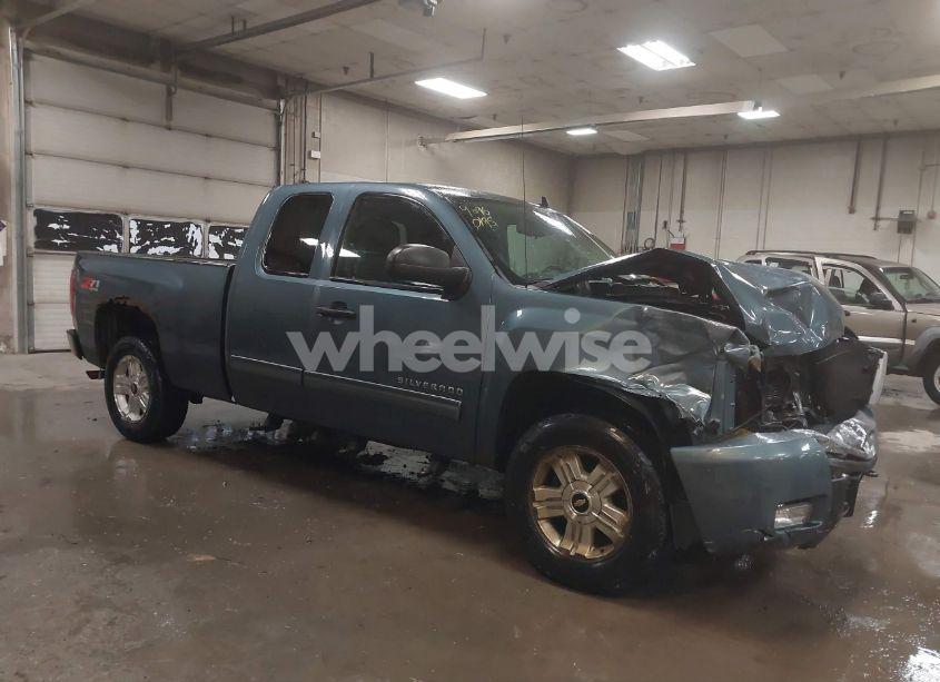 Photo 14 of 2011 Chevrolet Silverado 1500 LT (VIN 1GCRKSE33BZ226192)