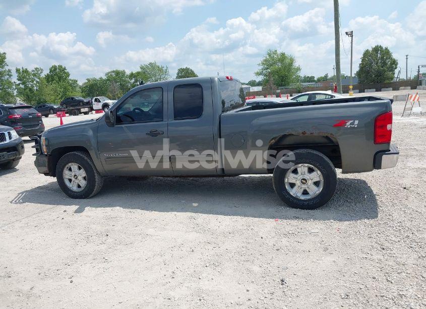 Photo 14 of 2011 Chevrolet Silverado 1500 LT (VIN 1GCRKSE33BZ244644)