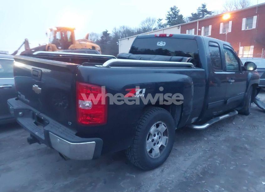 Photo 4 of 2011 Chevrolet Silverado 1500 LT (VIN 1GCRKSE33BZ288739)