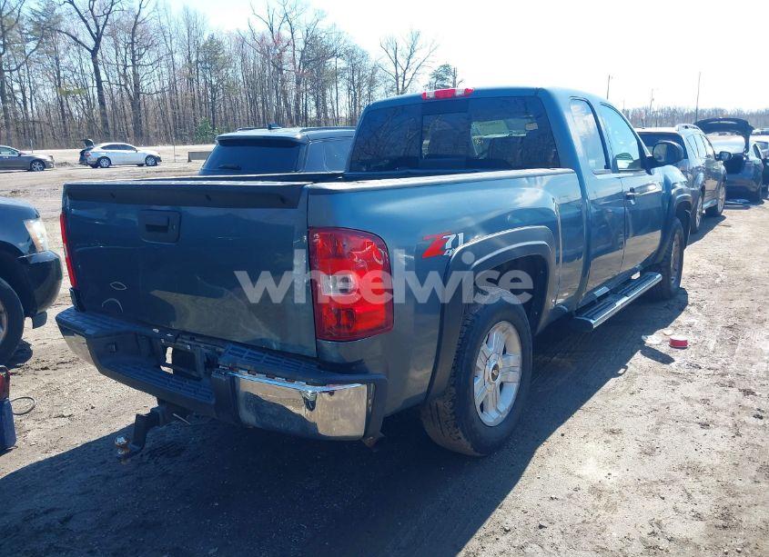 Photo 4 of 2011 Chevrolet Silverado 1500 LT (VIN 1GCRKSE33BZ385276)