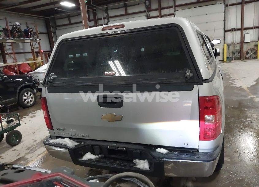 Photo 16 of 2011 Chevrolet Silverado 1500 LT (VIN 1GCRKSE33BZ415960)