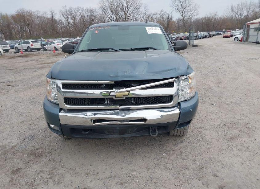 Photo 12 of 2011 Chevrolet Silverado 1500 LT (VIN 1GCRKSE33BZ461983)