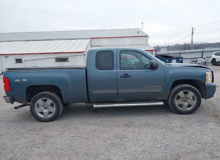 Photo 13 of 2011 Chevrolet Silverado 1500 LT (VIN 1GCRKSE33BZ461983)