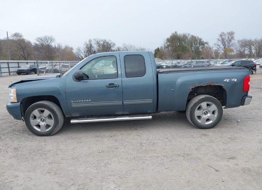 Photo 14 of 2011 Chevrolet Silverado 1500 LT (VIN 1GCRKSE33BZ461983)