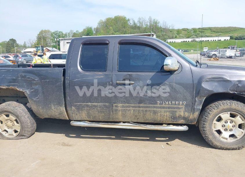 Photo 17 of 2011 Chevrolet Silverado 1500 LT (VIN 1GCRKSE34BZ103517)