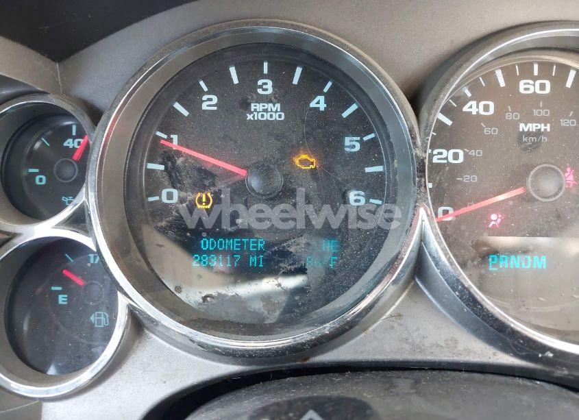 Photo 7 of 2011 Chevrolet Silverado 1500 LT (VIN 1GCRKSE34BZ103517)