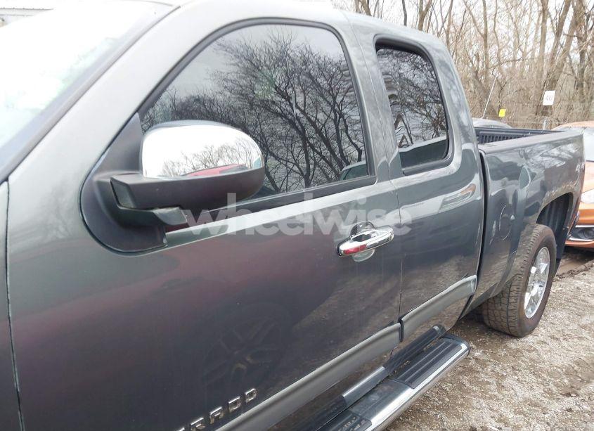 Photo 14 of 2011 Chevrolet Silverado 1500 LT (VIN 1GCRKSE34BZ180470)