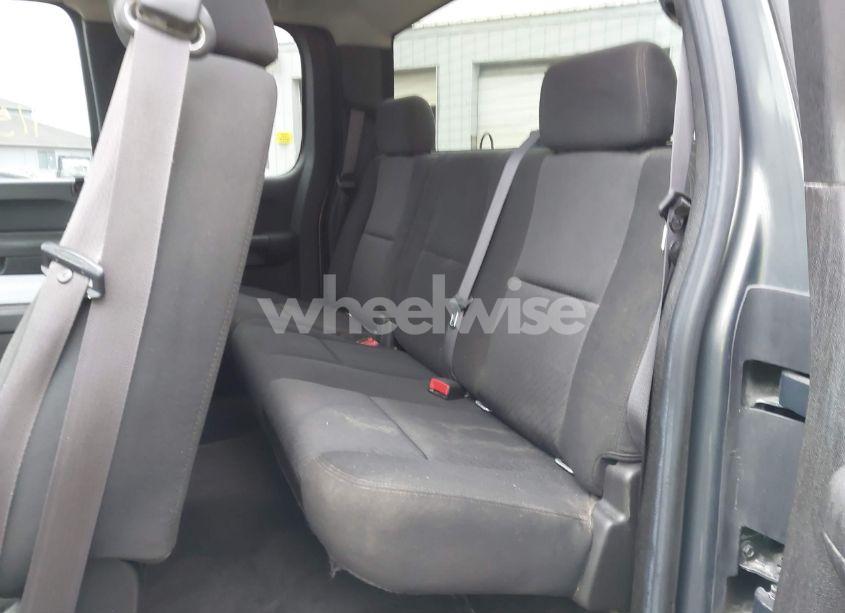 Photo 8 of 2011 Chevrolet Silverado 1500 LT (VIN 1GCRKSE34BZ180470)