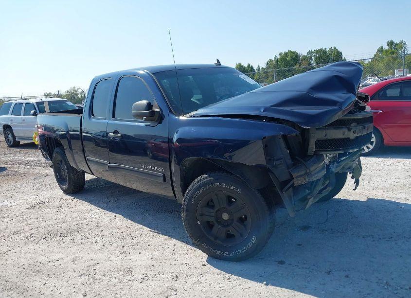 2011 Chevrolet Silverado 1500 LT (VIN 1GCRKSE34BZ223771) main photo