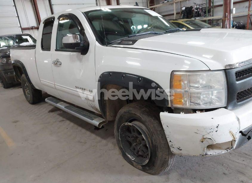 Photo 6 of 2011 Chevrolet Silverado 1500 LT (VIN 1GCRKSE34BZ289351)