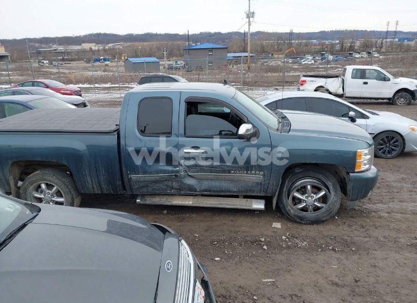 Photo 13 of 2011 Chevrolet Silverado 1500 LT (VIN 1GCRKSE34BZ369958)