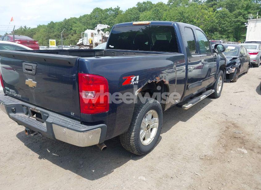 Photo 4 of 2011 Chevrolet Silverado 1500 LT (VIN 1GCRKSE35BZ102974)