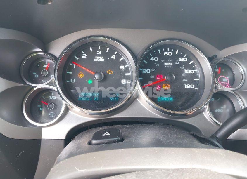 Photo 7 of 2011 Chevrolet Silverado 1500 LT (VIN 1GCRKSE35BZ105695)