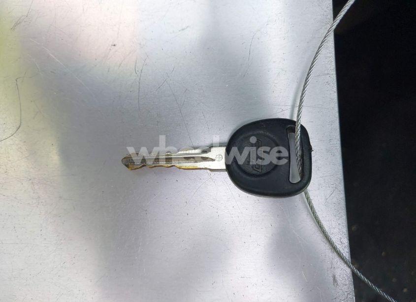 Photo 11 of 2011 Chevrolet Silverado 1500 LT (VIN 1GCRKSE35BZ129530)