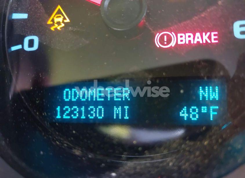 Photo 16 of 2011 Chevrolet Silverado 1500 LT (VIN 1GCRKSE35BZ129530)