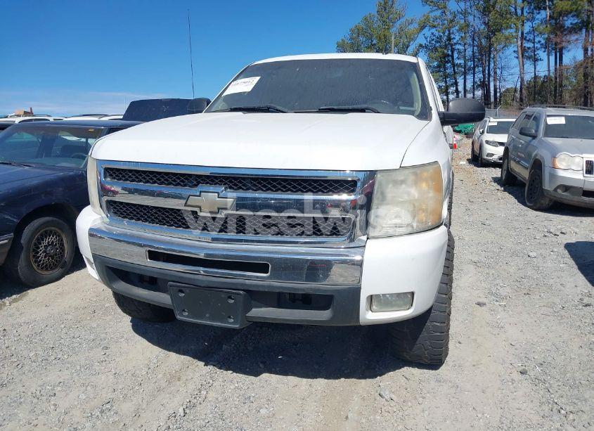 Photo 11 of 2011 Chevrolet Silverado 1500 LT (VIN 1GCRKSE35BZ283221)