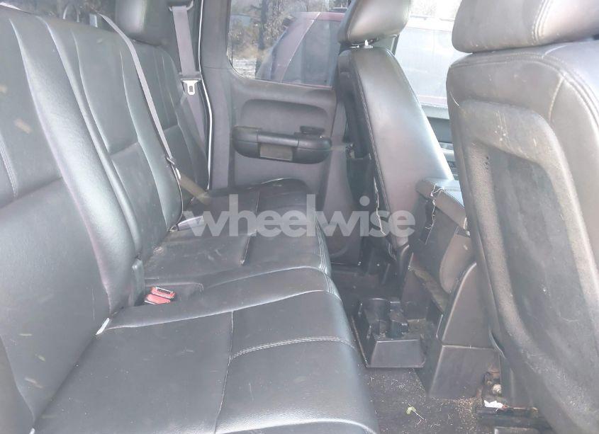 Photo 8 of 2011 Chevrolet Silverado 1500 LT (VIN 1GCRKSE35BZ283221)